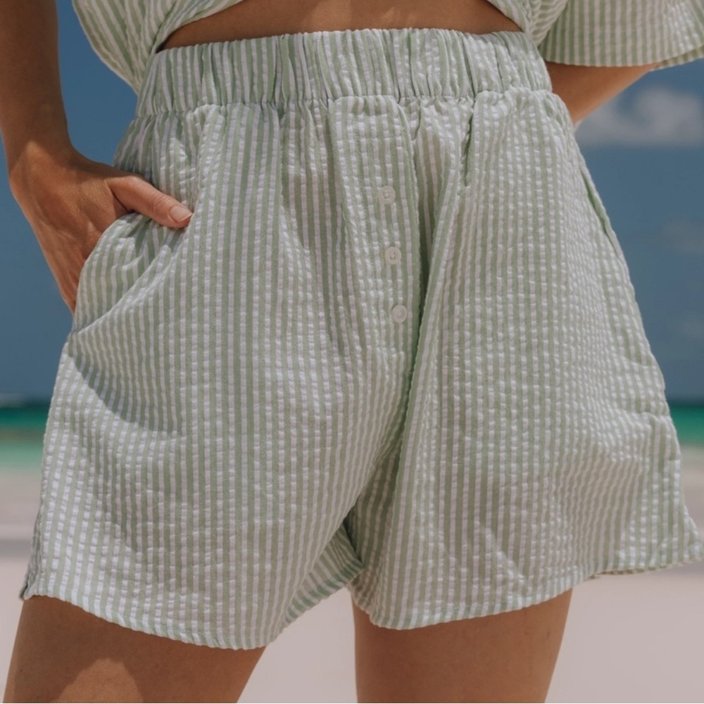 NWT Daily Drills Seersucker Resort Shorts